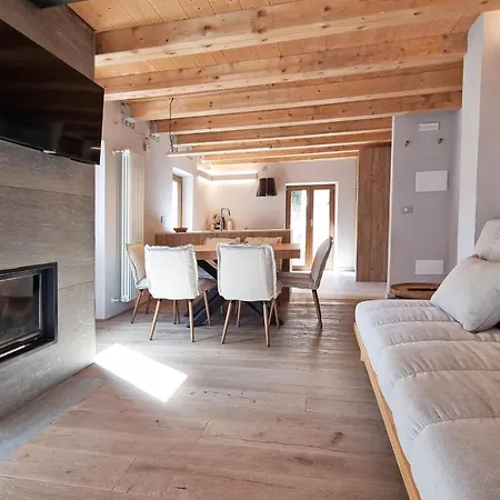 Alpine Chic Retreat Apartamento