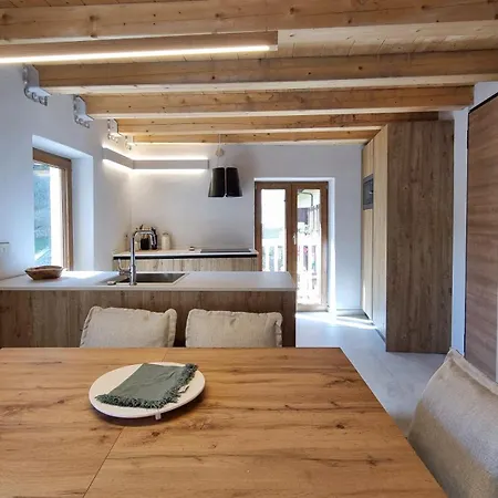 Alpine Chic Retreat Apartmán *